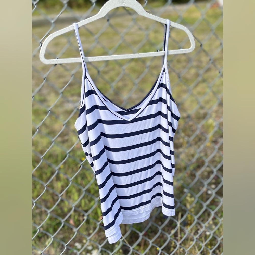 Old Navy Tank Top Never Warn